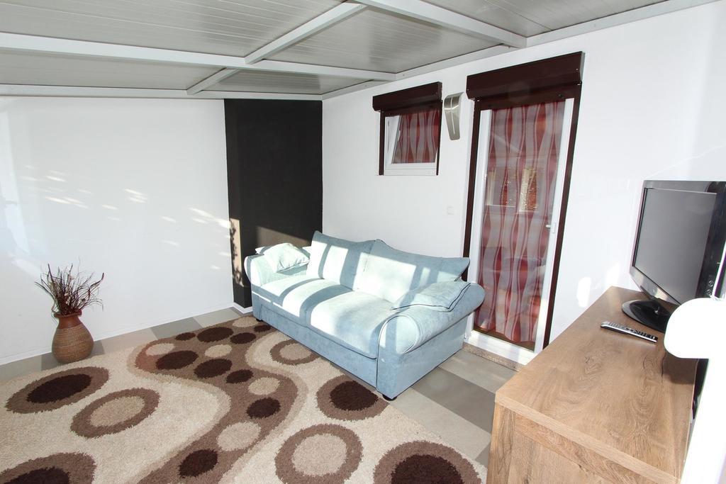 Apartment Ilinovic 로비니 외부 사진