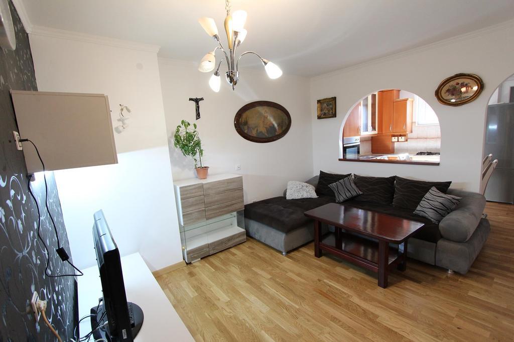 Apartment Ilinovic 로비니 외부 사진