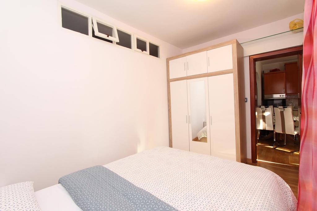 Apartment Ilinovic 로비니 외부 사진