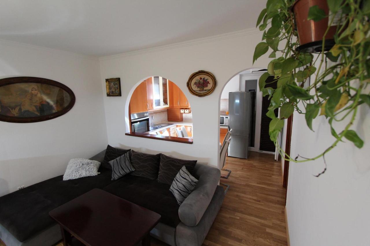 Apartment Ilinovic 로비니 외부 사진